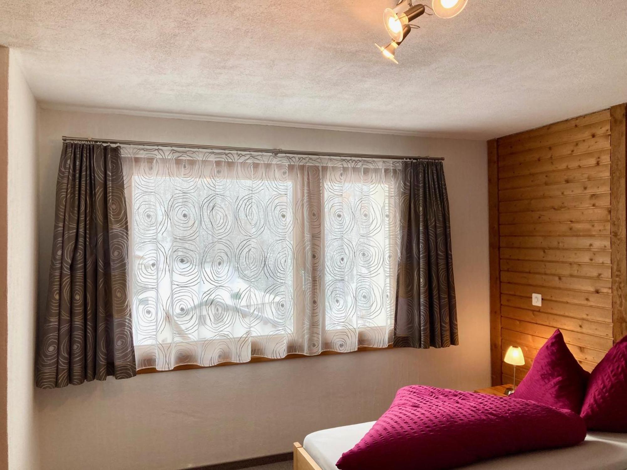 Chasa Sot-Chaunt 301 Apartment ซัมเนาน์ ภายนอก รูปภาพ
